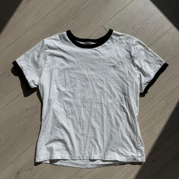 White and black abercrombie - Picture 1 of 5